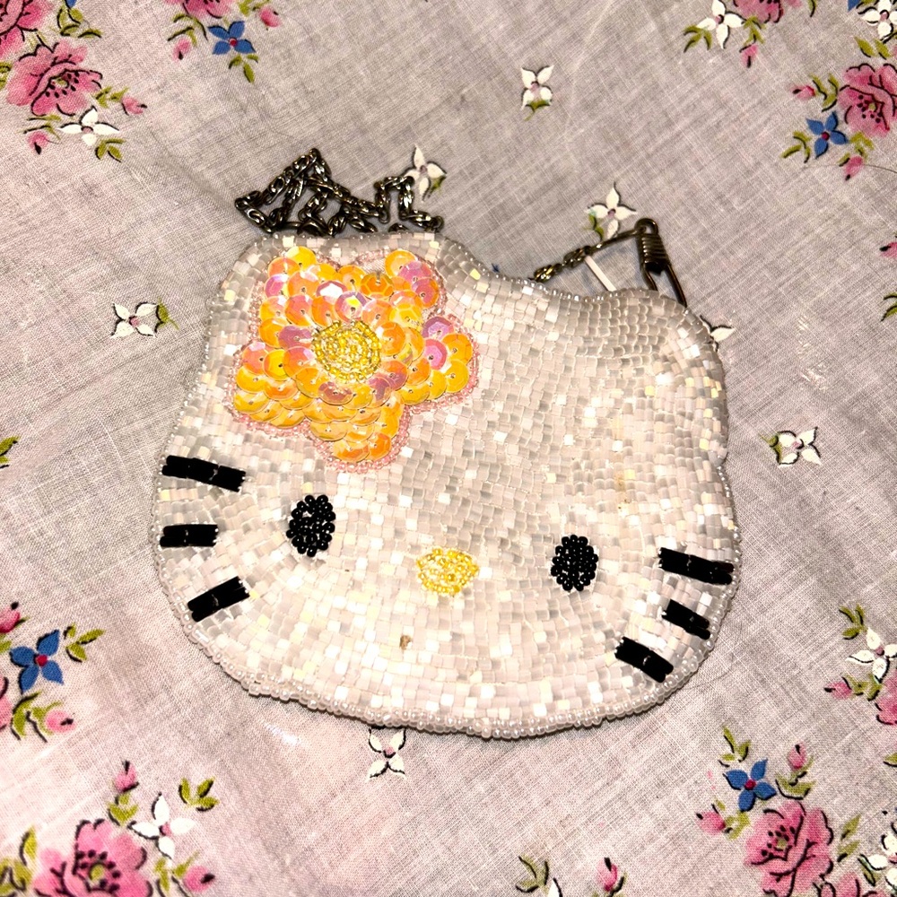 Sequined Hello Kitty Sanrio miniature purse woth zipper & removable chain